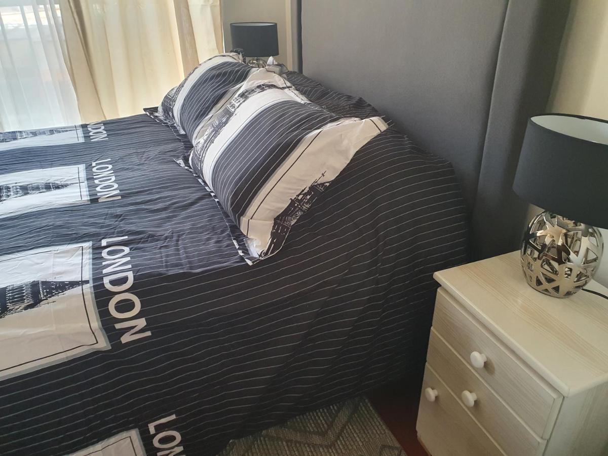 Apartamento Depto 707 Excelente Ubicacion Metro Sta Lucia, Barrio Paris Londres Centro Santiago de Chile